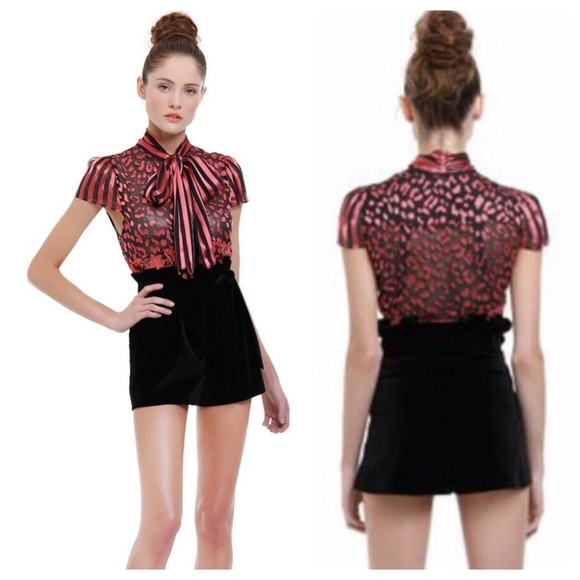 ALICE + OLIVIA Jeannie Tie Neck Blouse - Picture 3 of 12